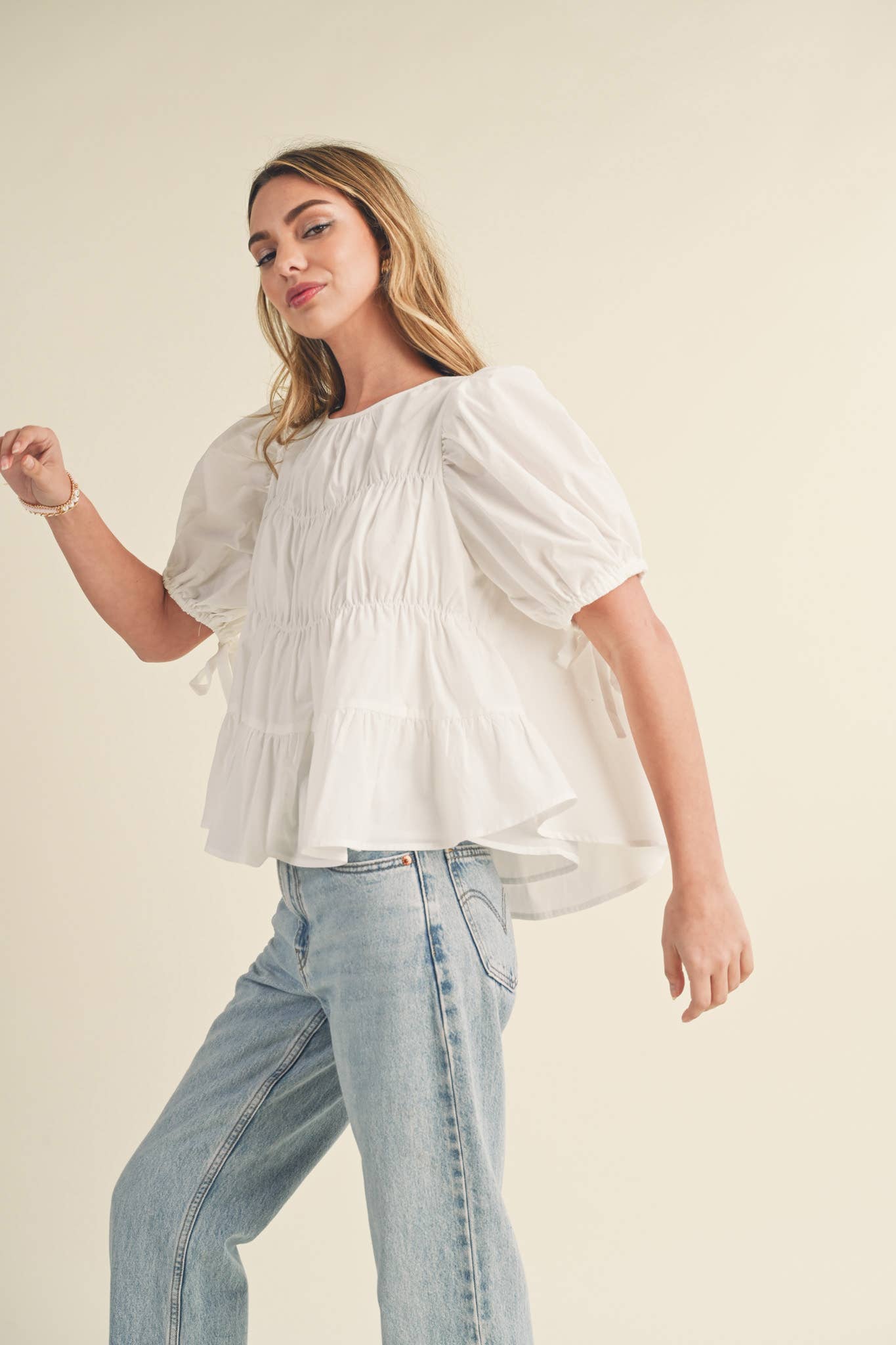 TIERED SHIRRING PUFF SLEEVE TOP MTP3081: PEACH FUZZ / S