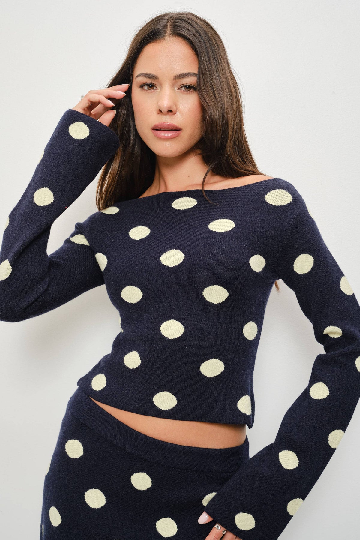 COSMO KNITTED POLKA DOT TOP: Navy-Yellow / S