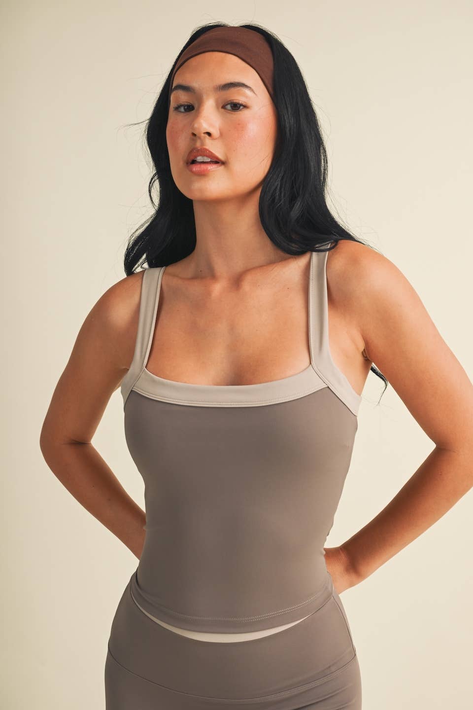 Contrast Block Tank Top: Burgundy / L