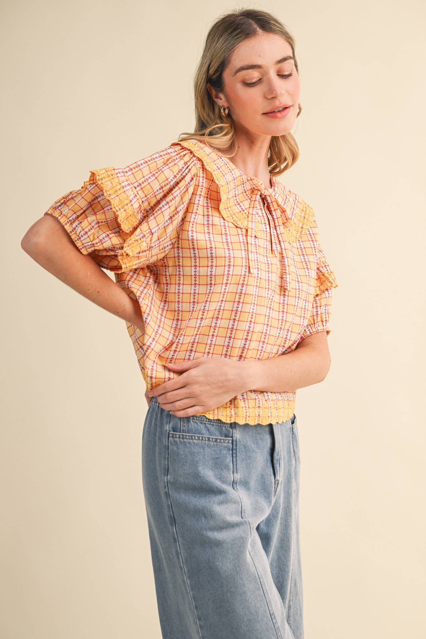 FLORAL GINGHAM EMBROIDERED DOLL COLLAR TOP MTP4602: YELLOW GINGHAM / S