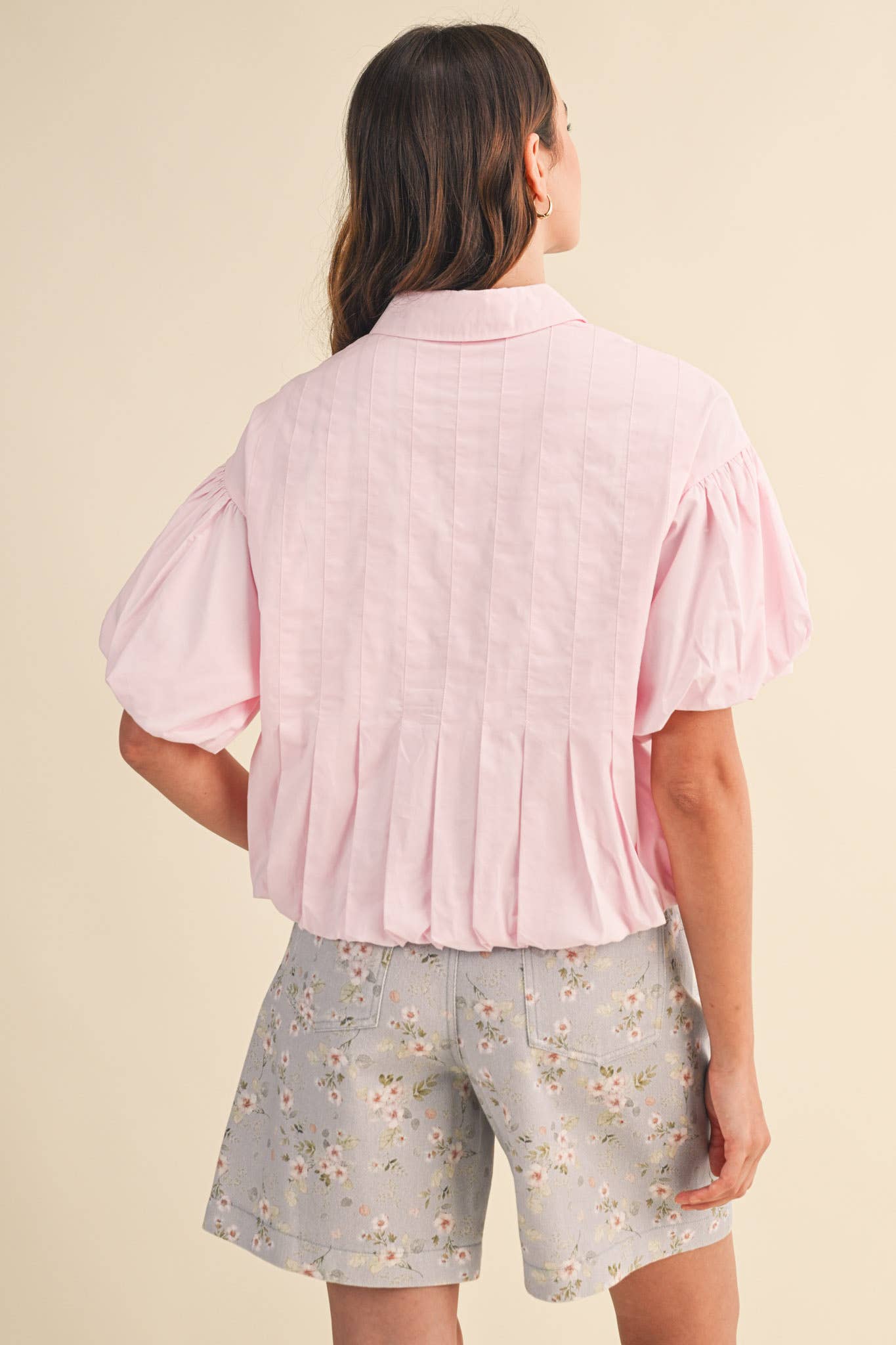 PLEATED BUBBLE HEM BUTTON DOWN TOP MTP4694: BANANA CREAM / S