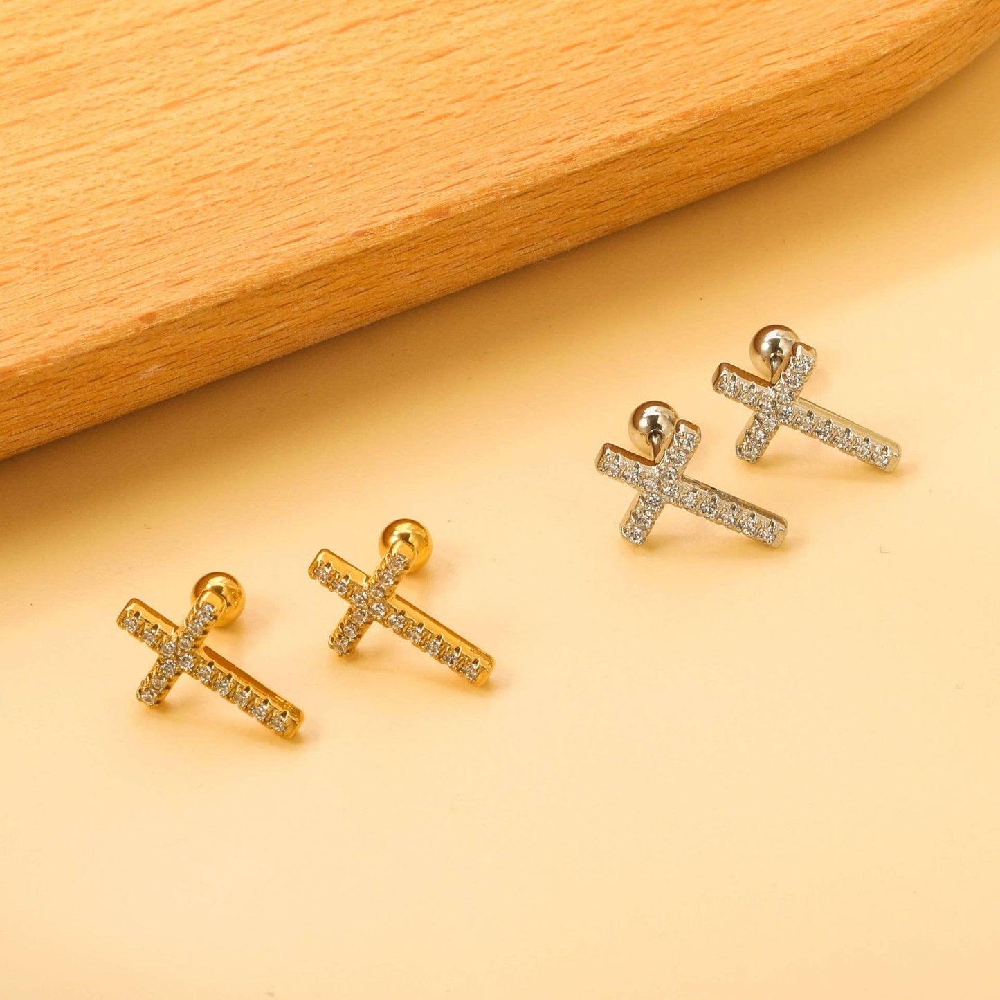 CROSS STUDS