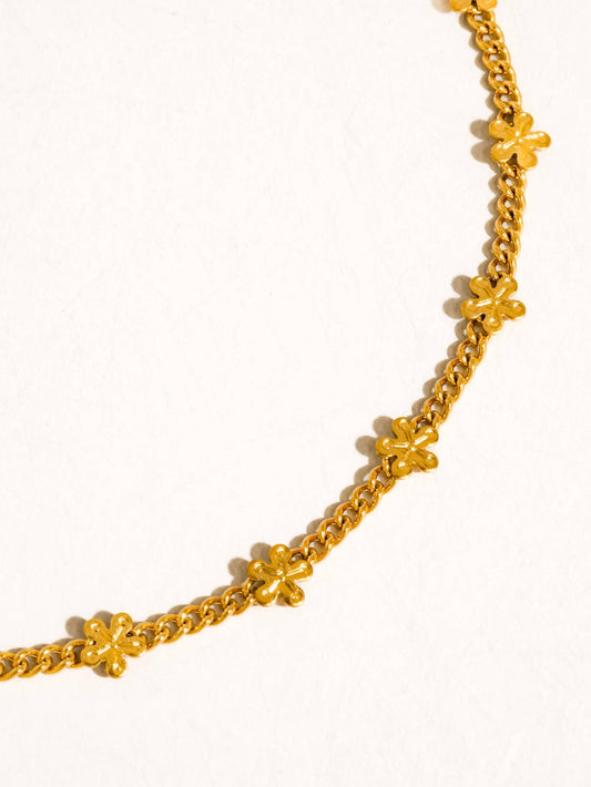 Dainty Flower Chain Necklac
