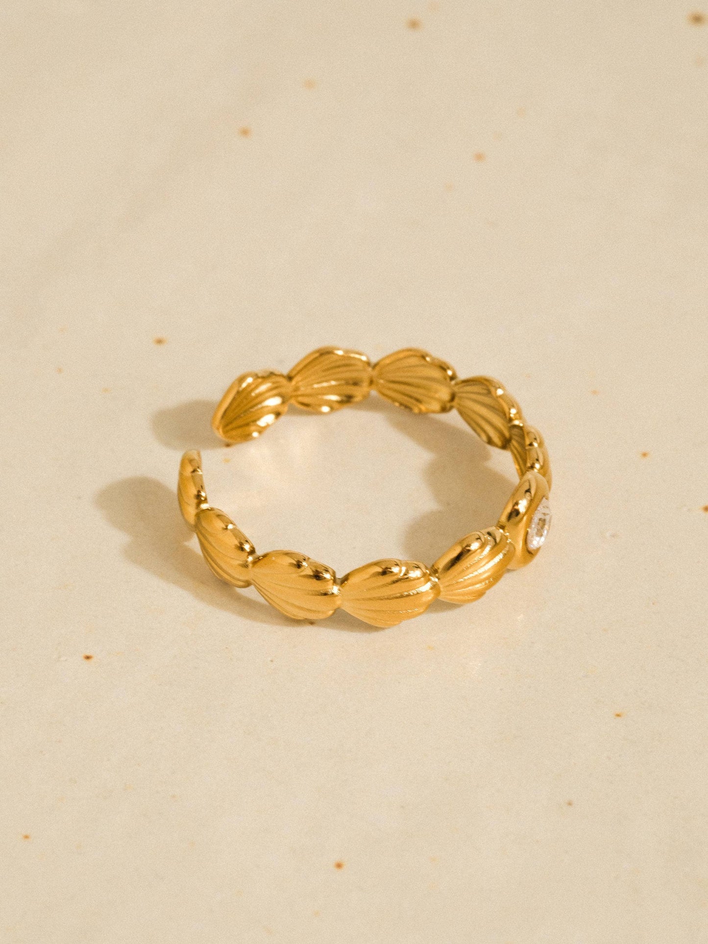 Féerie 18K Gold Non-Tarnish Shell Band CZ Ring