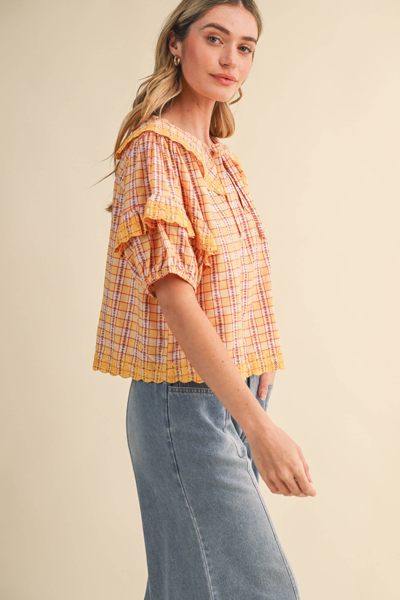 FLORAL GINGHAM EMBROIDERED DOLL COLLAR TOP MTP4602: YELLOW GINGHAM / S