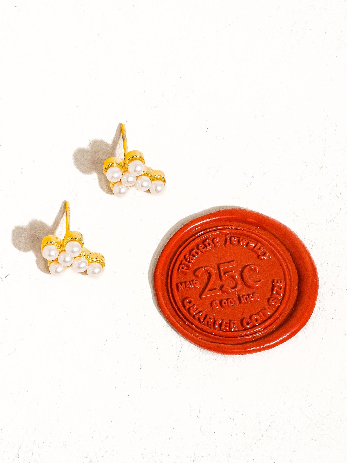 Non-Tarnish Pearl Cross Stud
