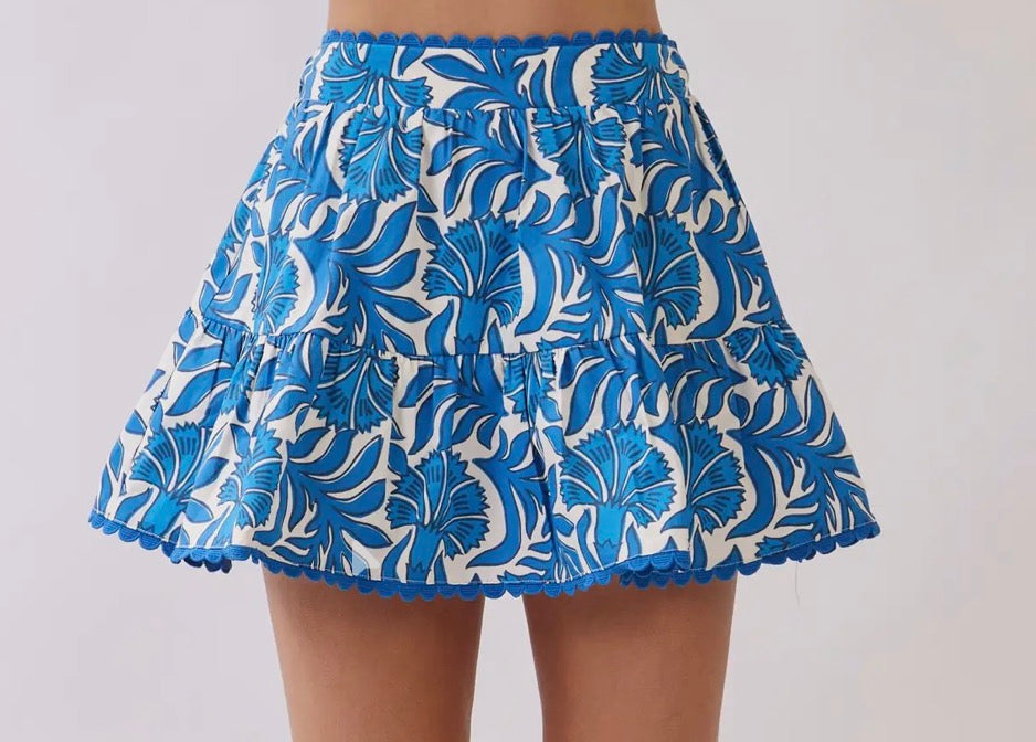 Scallop detail mini skirt