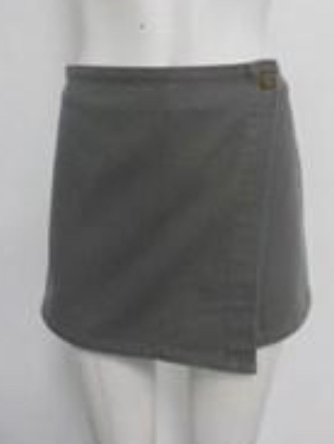 Fall barn skort