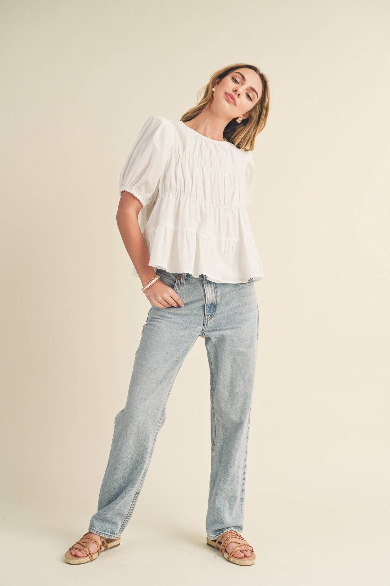 TIERED SHIRRING PUFF SLEEVE TOP MTP3081: PEACH FUZZ / S