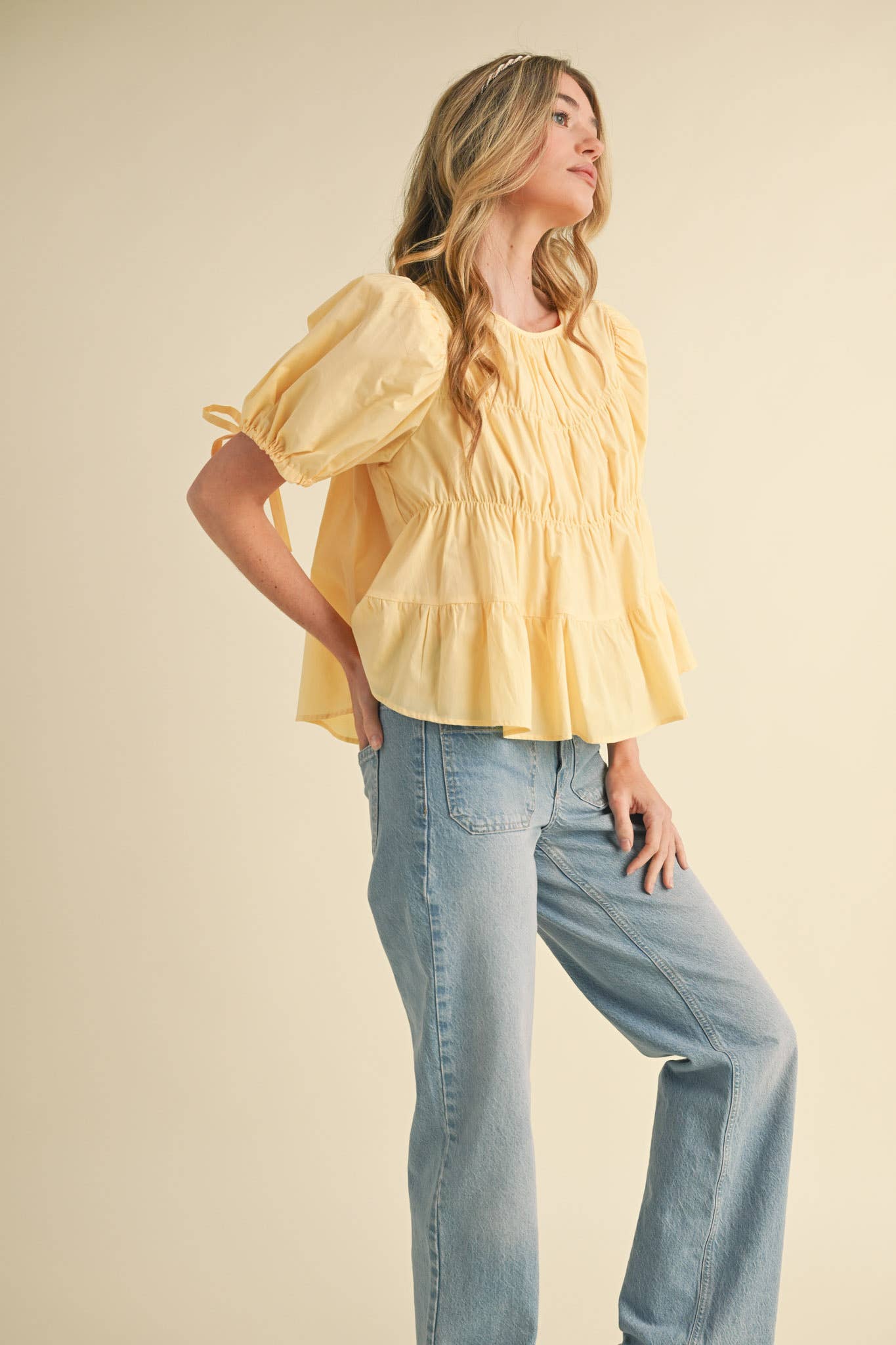 TIERED SHIRRING PUFF SLEEVE TOP MTP3081: PEACH FUZZ / S
