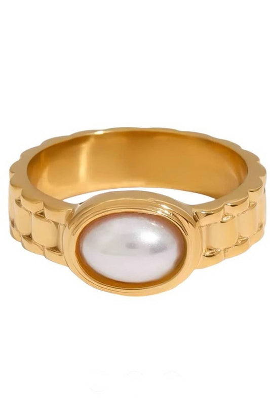 OVAL PEARL RING