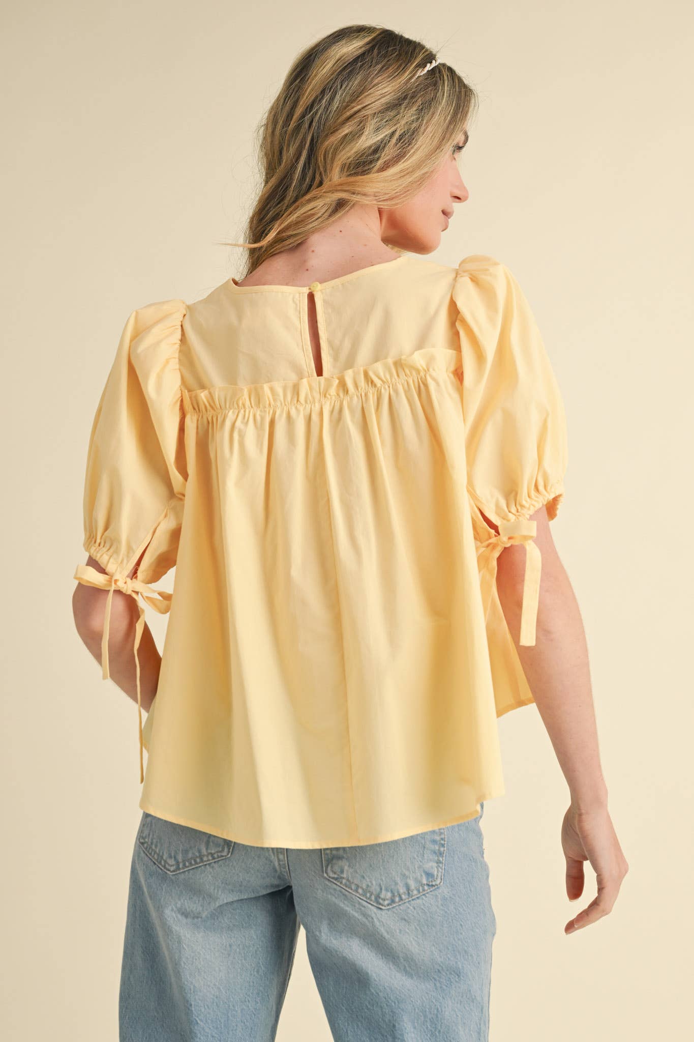 TIERED SHIRRING PUFF SLEEVE TOP MTP3081: PEACH FUZZ / S