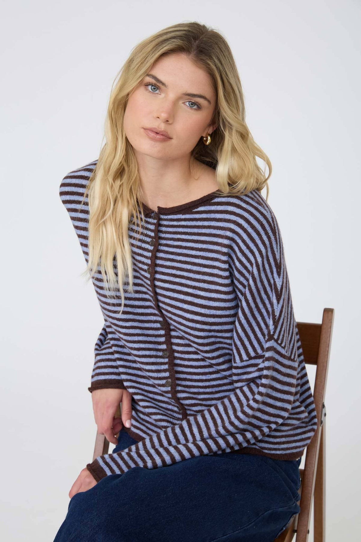 STRIPE RAW EDGE BUTTON DOWN LONG SLEEVE CARDIGAN