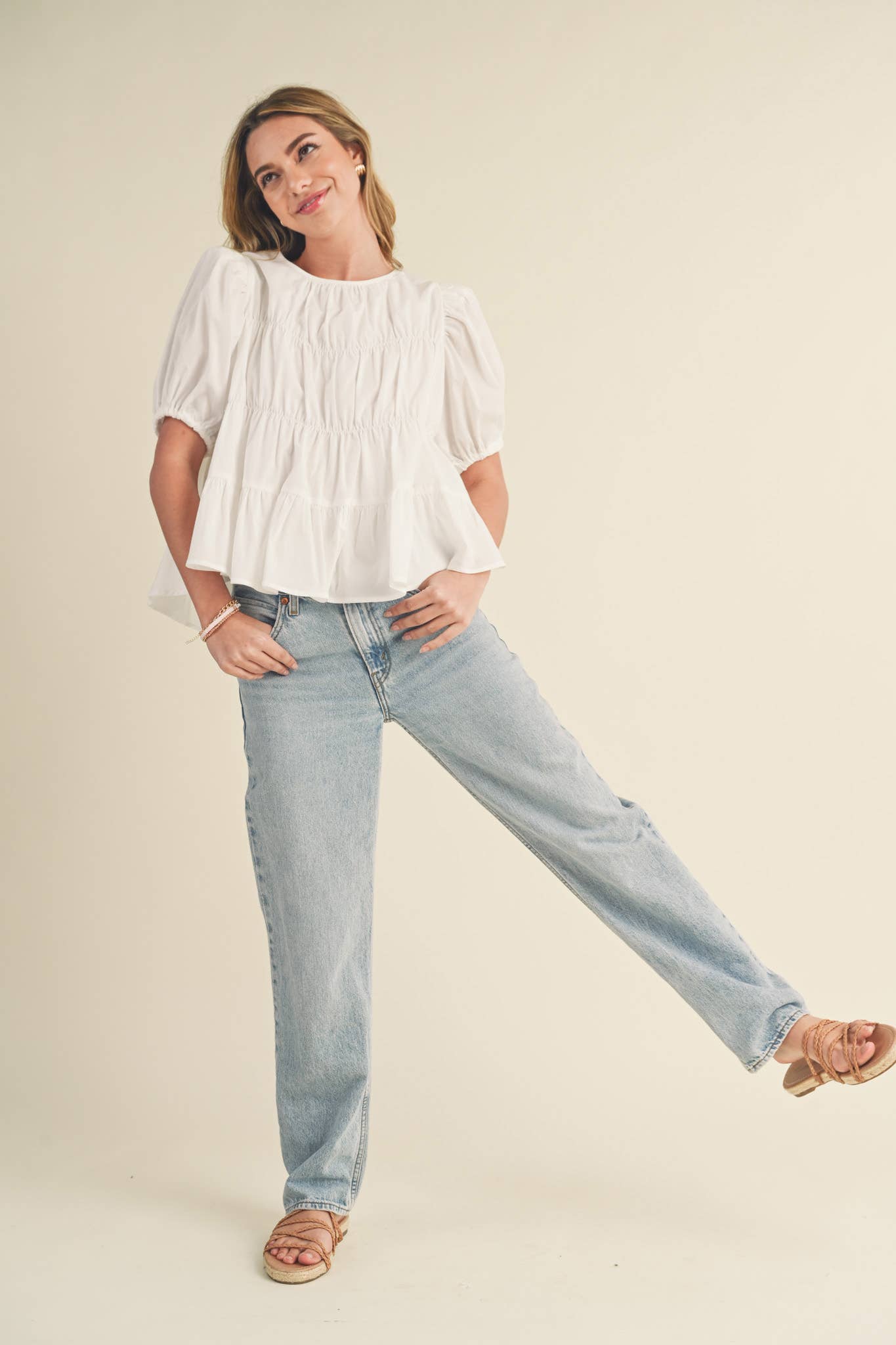TIERED SHIRRING PUFF SLEEVE TOP MTP3081: PEACH FUZZ / S