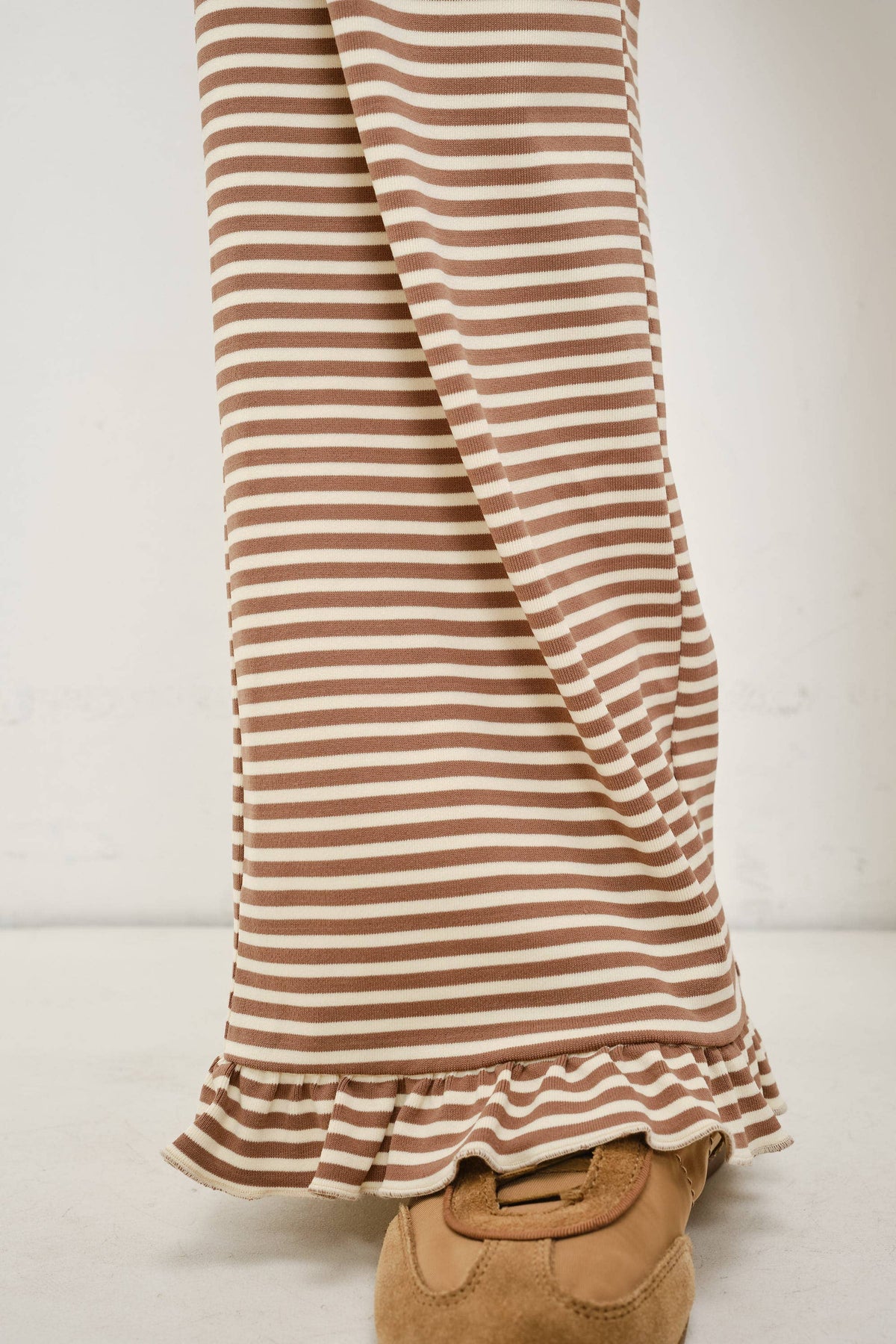 DEVIN STRIPED LOUNGE PANTS WITH RUFFLE