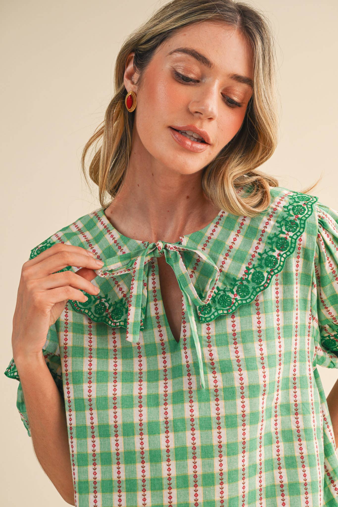 FLORAL GINGHAM EMBROIDERED DOLL COLLAR TOP MTP4602: YELLOW GINGHAM / S